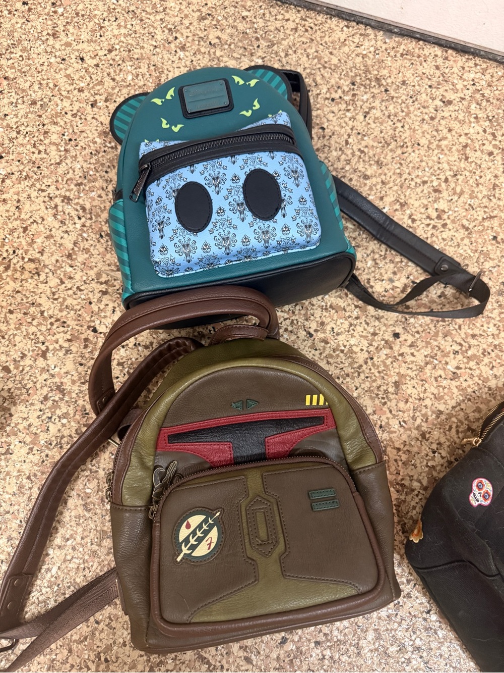 Lot of 21 Harveys & Loungefly bags: Coco, Disney, Star Wars, Beetle Juice & more - Picture 7 of 9